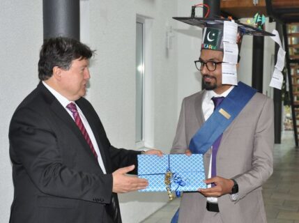 Towards entry "Doctoral thesis success: Muhammad Asim Akhtar"