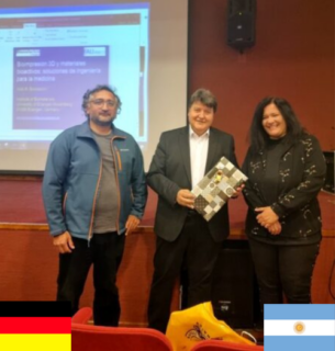 Prof. Boccaccini with Dr. Silvia Clavijo and Dr. Daniel Millán smiling