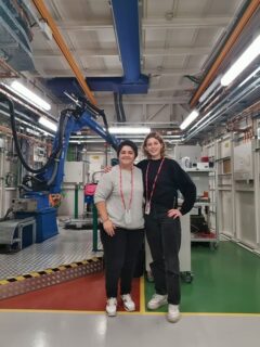 Dr. Unalan and Ms. Kissel in the Diamond Light Source laboratories