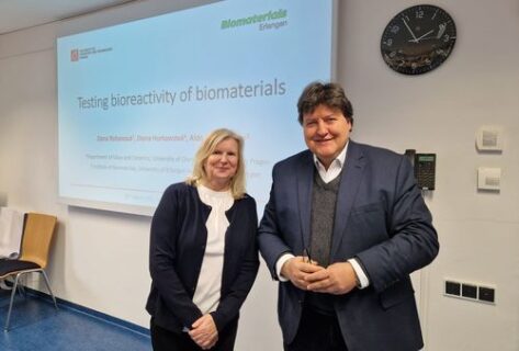 Prof. Boccaccini with Prof. Rohanova smiling